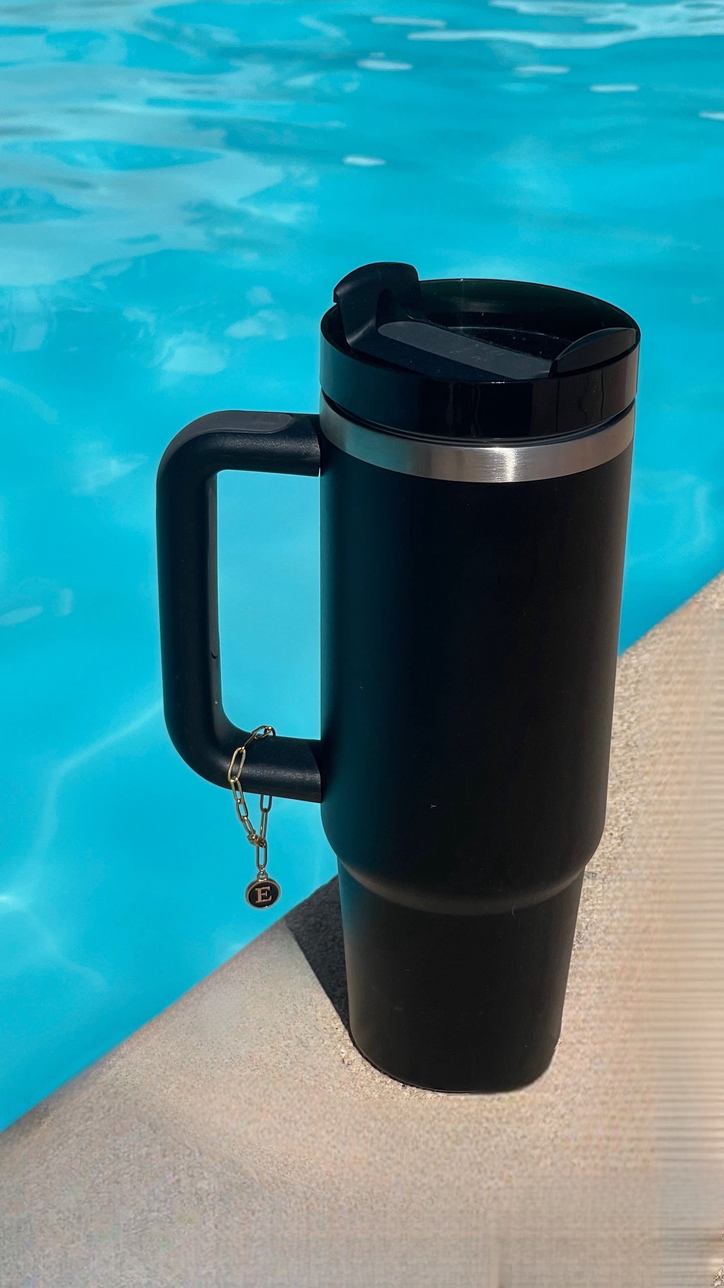 Chaine de tasse avec initiale