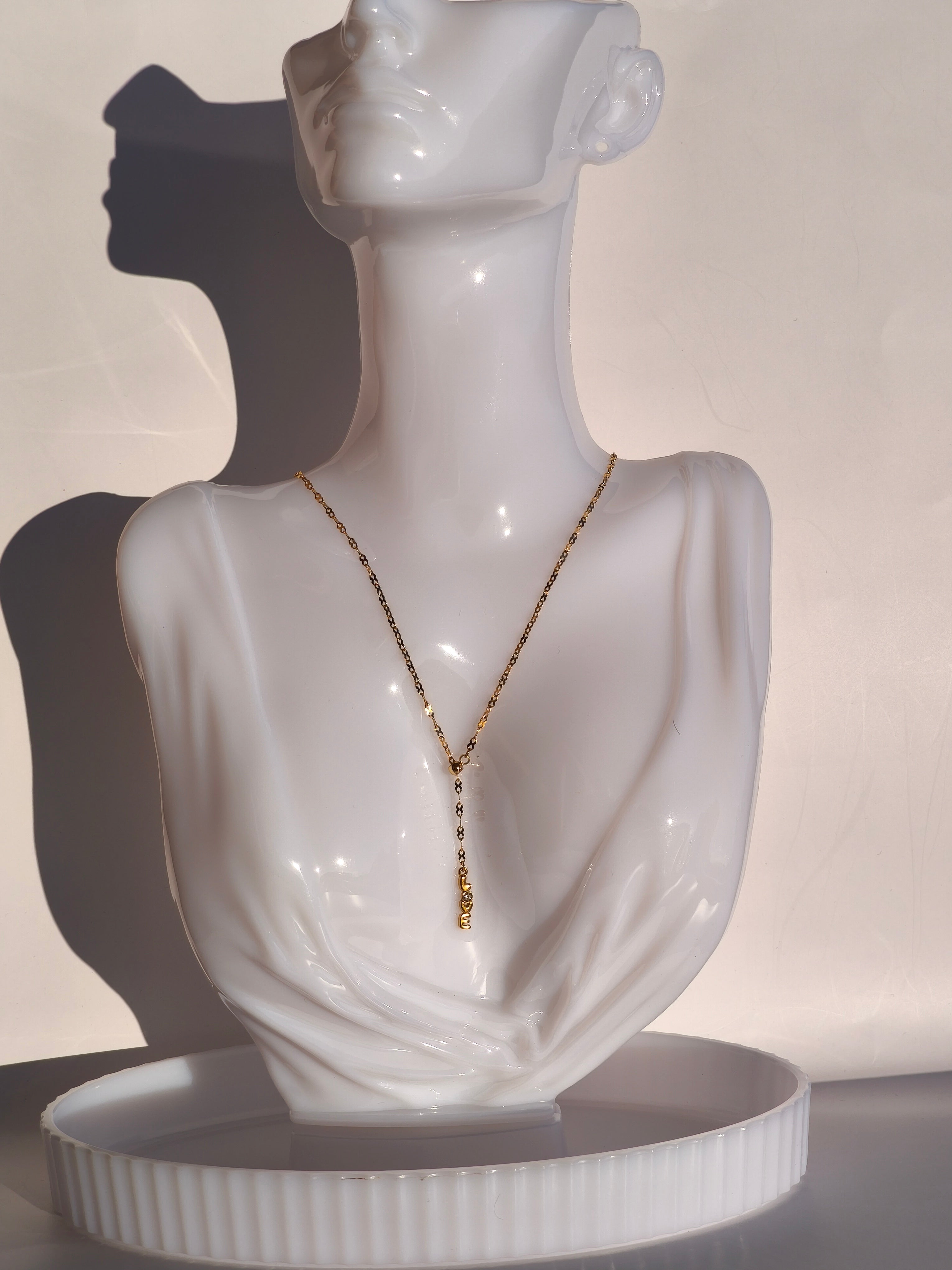 Collier Angélie lasso "Love"