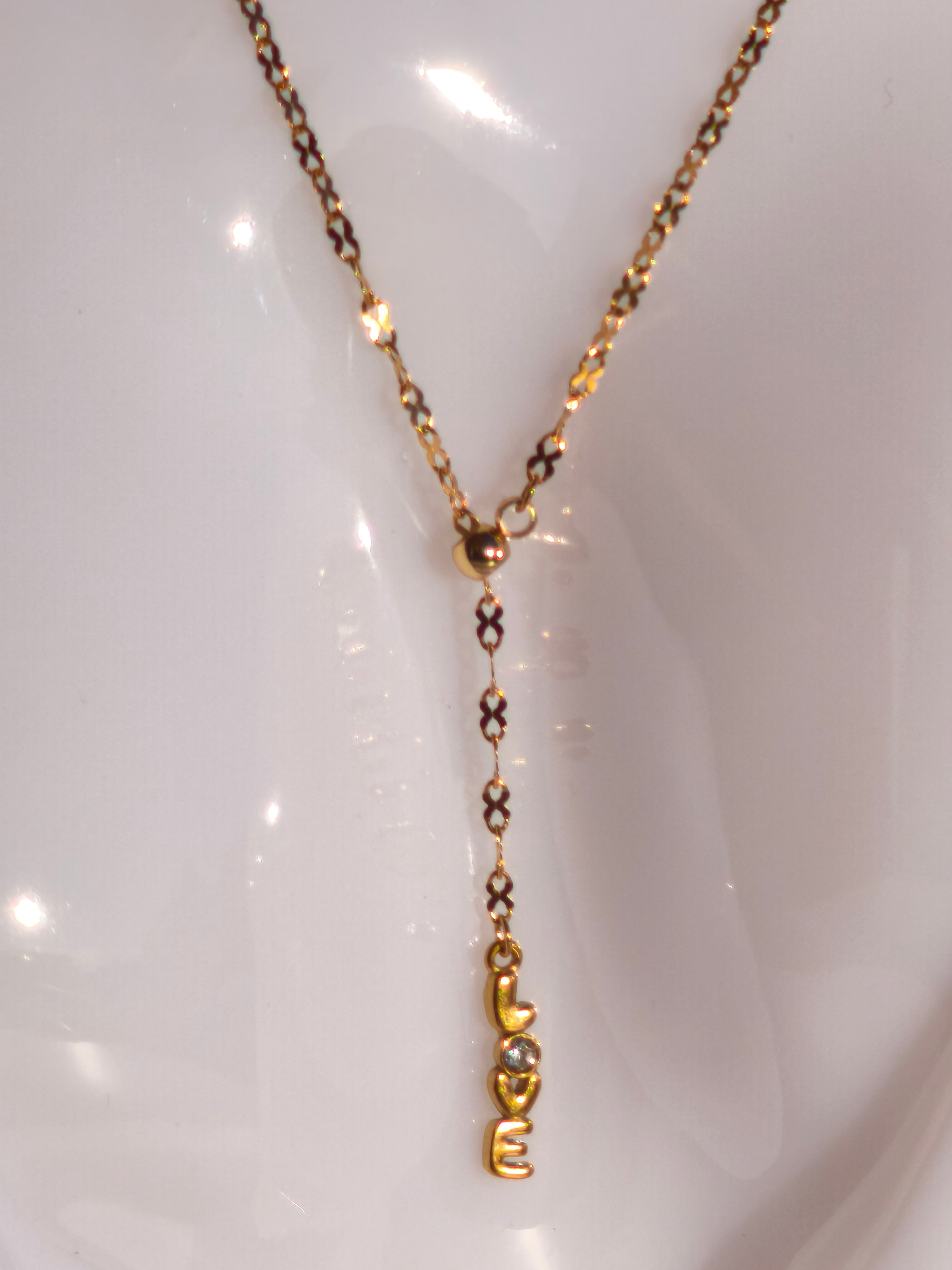 Collier Angélie lasso "Love"