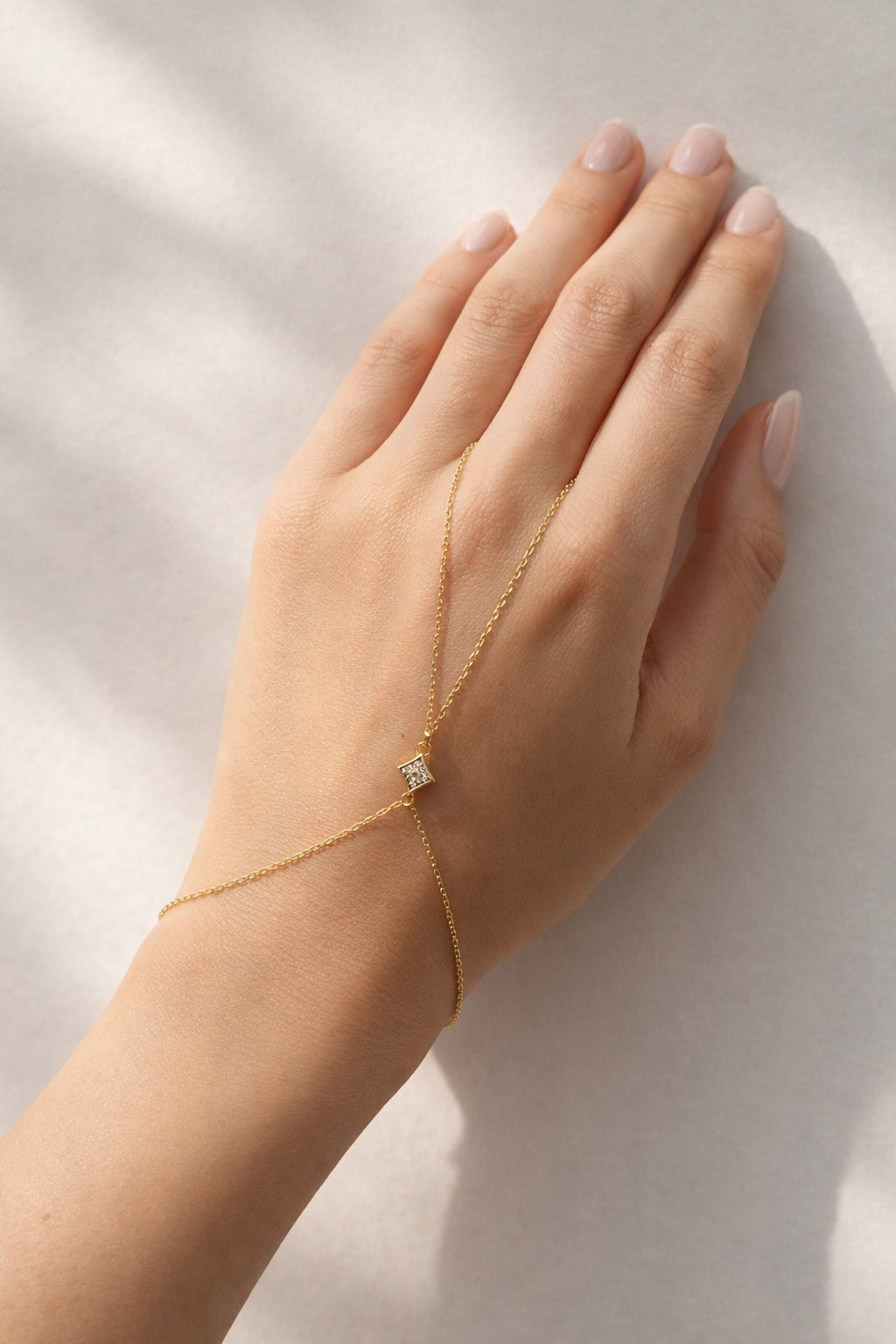 Bijoux de main Délas