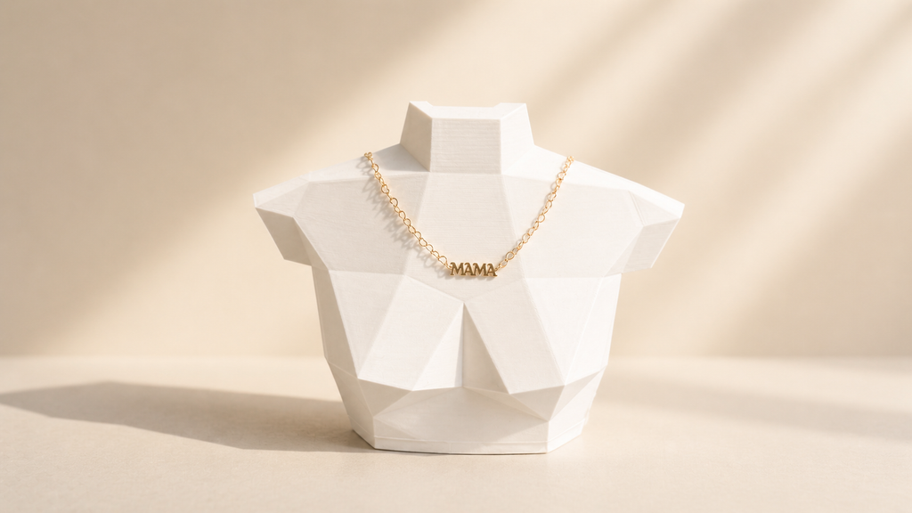 Collier MAMA doré – Collier fin lettres femme