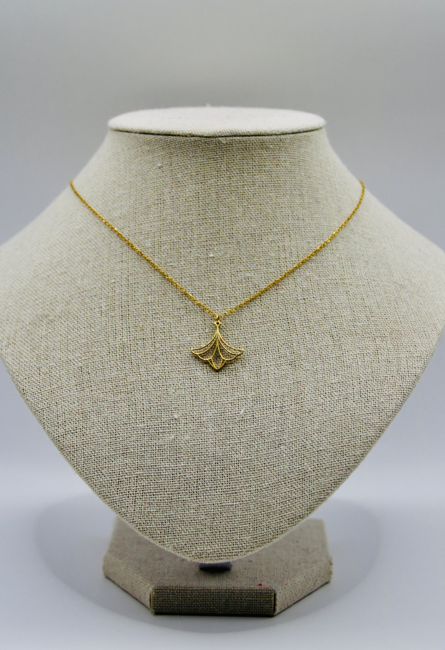 Collier Attis