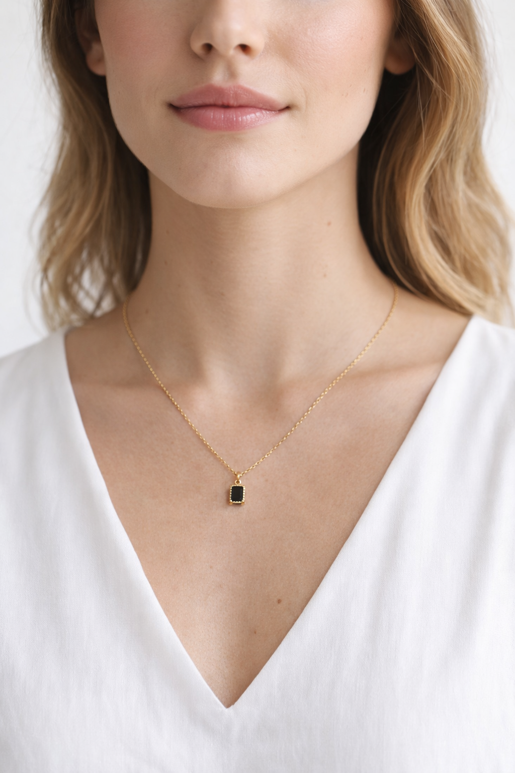Collier Bolina
