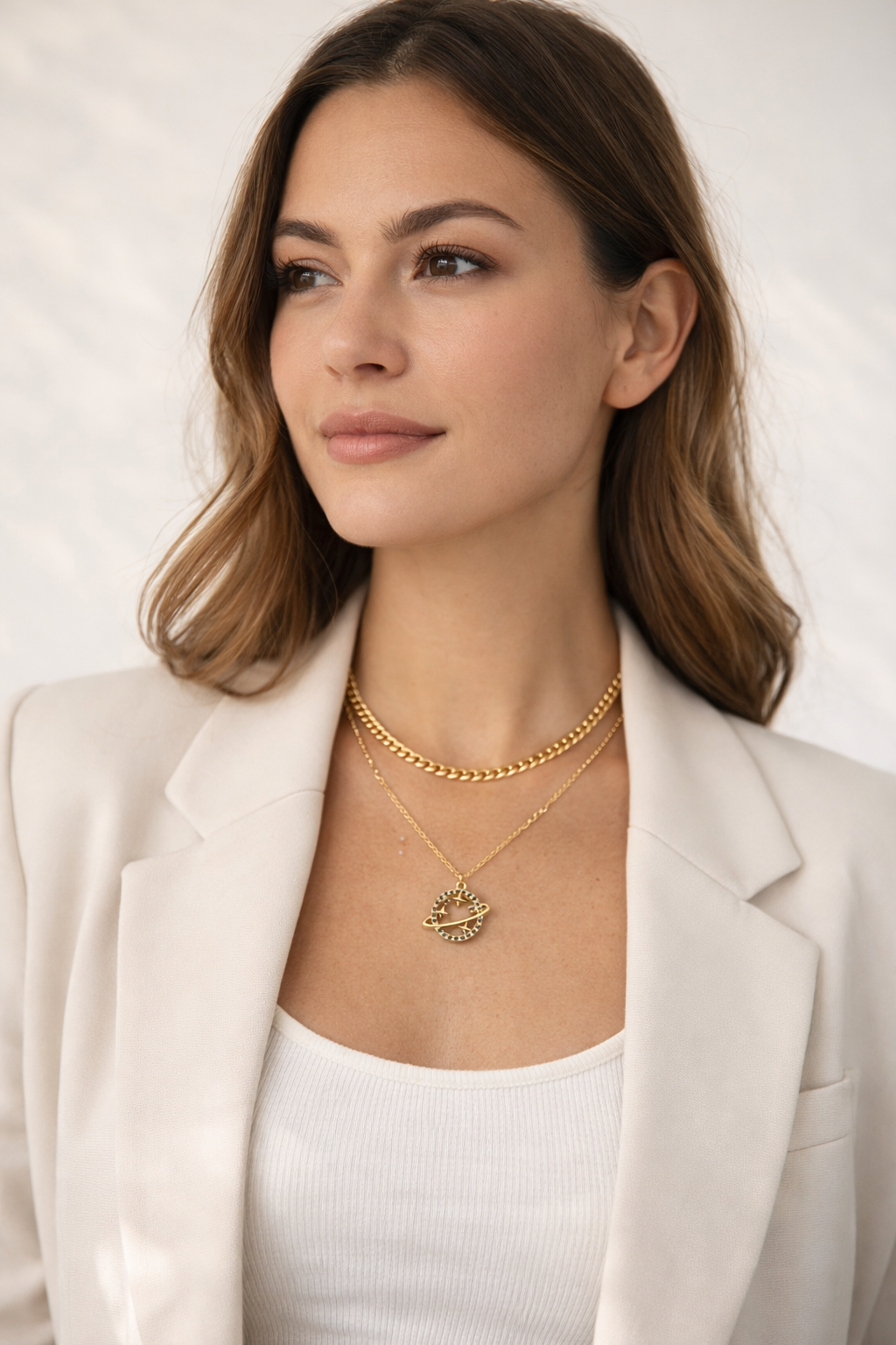 Collier Atlas